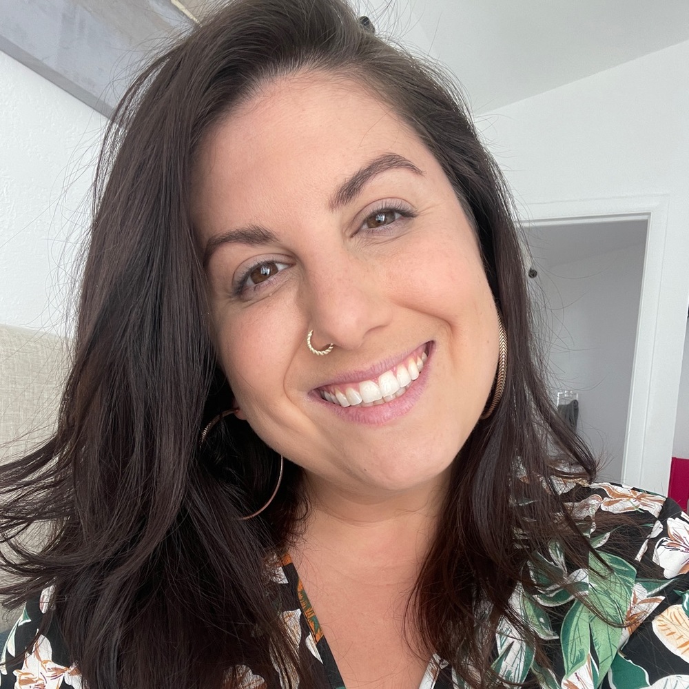 Meet your Posher, Kayla
